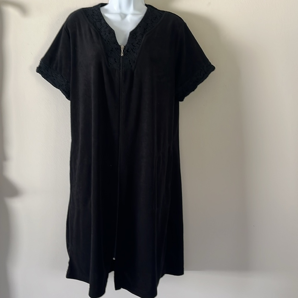 Miss Elaine Short Terry Zipper Black Robe M